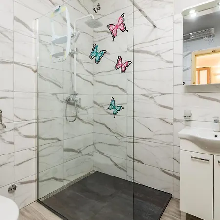 3 Bedroom In Naglici * Kostel