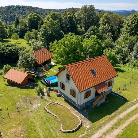 3 Bedroom In Naglici Holiday home