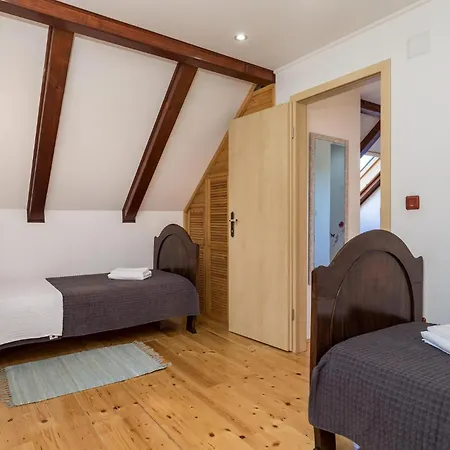 3 Bedroom In Naglici * Kostel