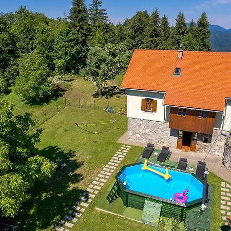 3 Bedroom In Naglici Holiday home Kostel